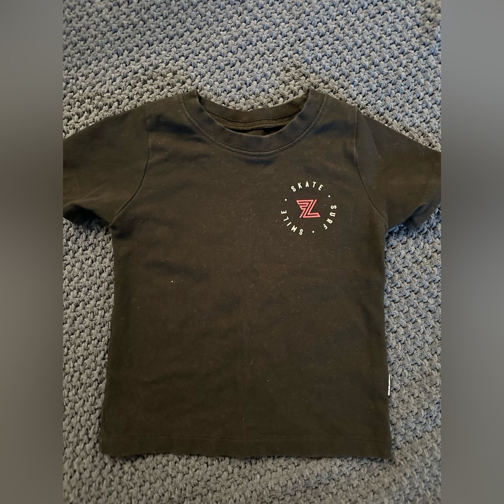 Fletch Brand Skate Surf TShirt - Picture 3 of 3